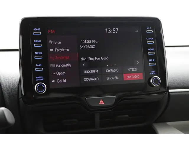 Toyota Yaris 1.5 Hybrid Executive 2020 Hybride Benzine 9