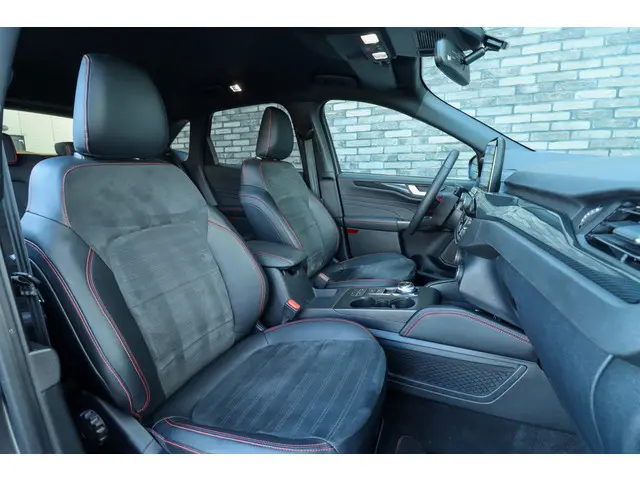 Ford Kuga 2.5 PHEV ST-Line X 2021 Hybride Benzine 11