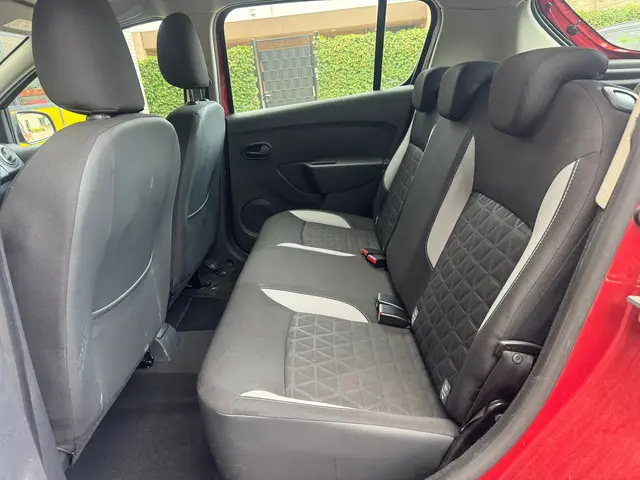 Dacia Sandero Stepway 0.9 TCe Lauréate 2013 Benzine 13