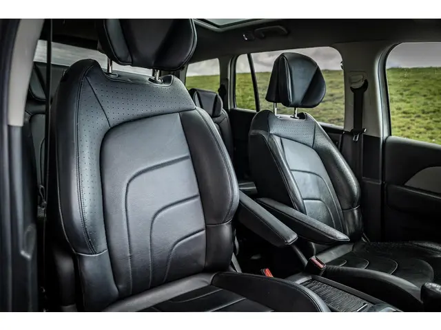 Citroën Grand C4 Picasso 1.6 THP Exclusive 2015 Benzine 7