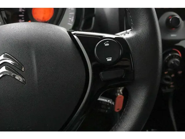 Citroën C1 1.0 VTi Feel wit 2019 Benzine 15