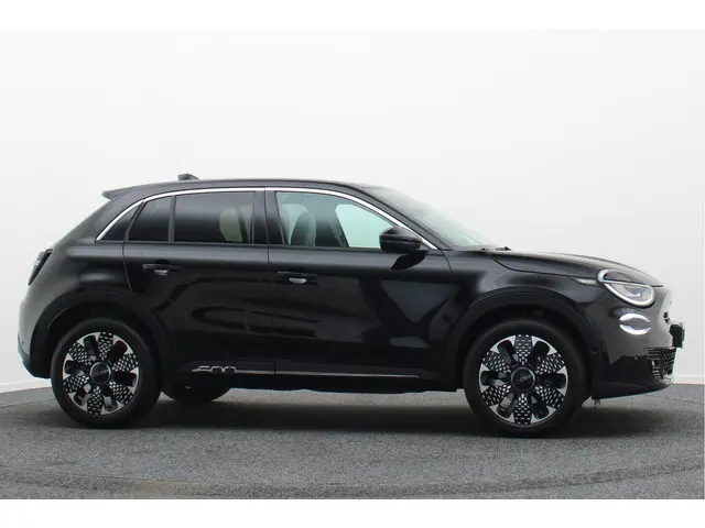 Fiat 600 1.2 Hybrid La Prima 2025 Hybride Benzine 22