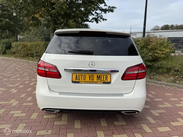 Mercedes-Benz B-Klasse 180 Ambition 2018 Benzine 17