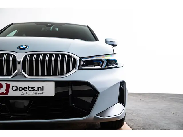 BMW 3 Serie 330e 2025 Hybride Benzine 51