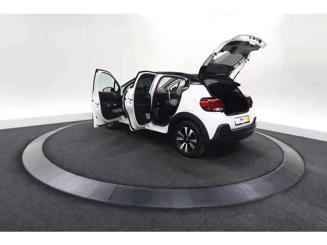 Citroën C3 PureTech 82 Shine 2023 Benzine 74