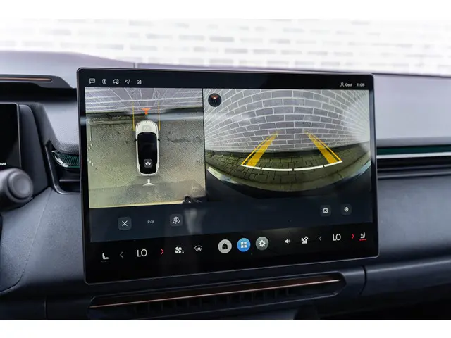 Lynk & Co 08 1.5 More 2025 Hybride Benzine 53