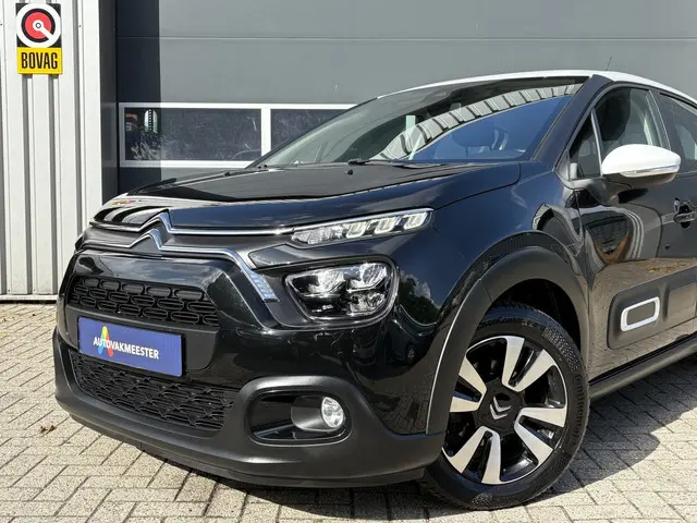 Citroën C3 1.2 PureTech Shine 2021 Benzine 27