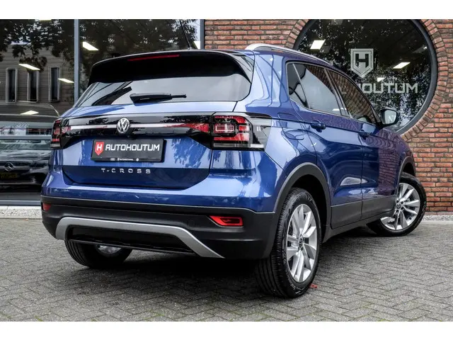 Volkswagen T-Cross 2