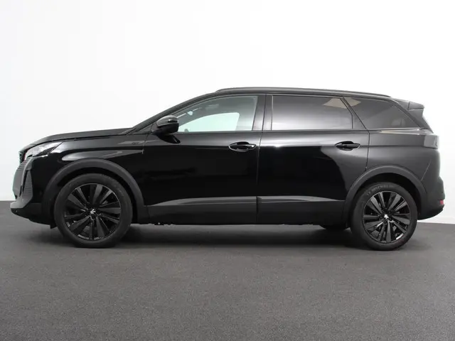 Peugeot 5008 1.2 PureTech GT Black Pack 2024 Benzine 7