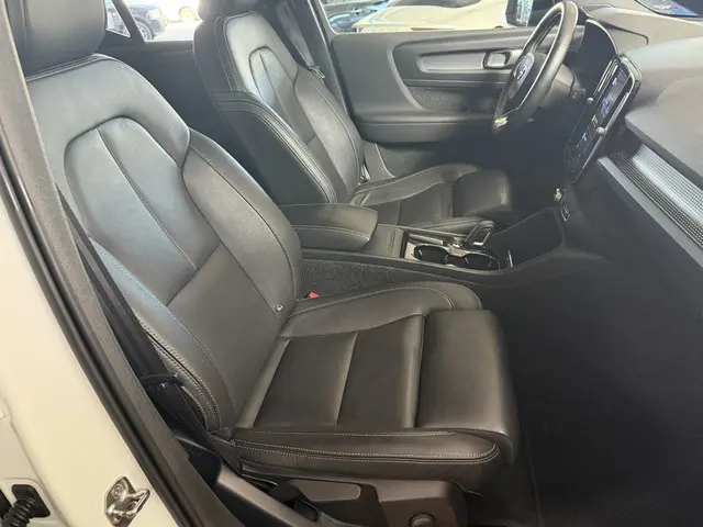 Volvo XC40 Recharge P8 AWD R-Design 2020 Elektrisch 14