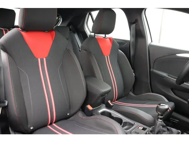 Opel Corsa 1.2 GS Line 2022 Benzine 10