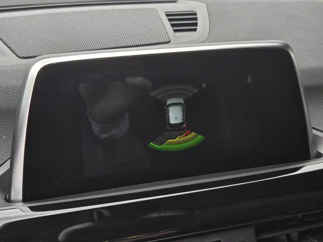 BMW X1 sDrive20i SPORTLINE 2018 Benzine 19