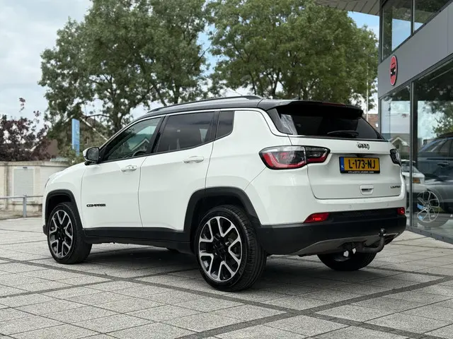 Jeep Compass 1.3T Limited 2021 Benzine 4