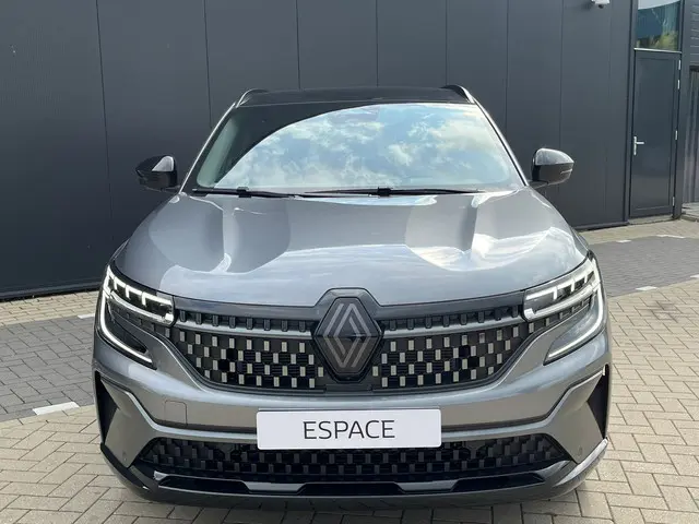 Renault Espace esprit Alpine 2025 Hybride Benzine 2