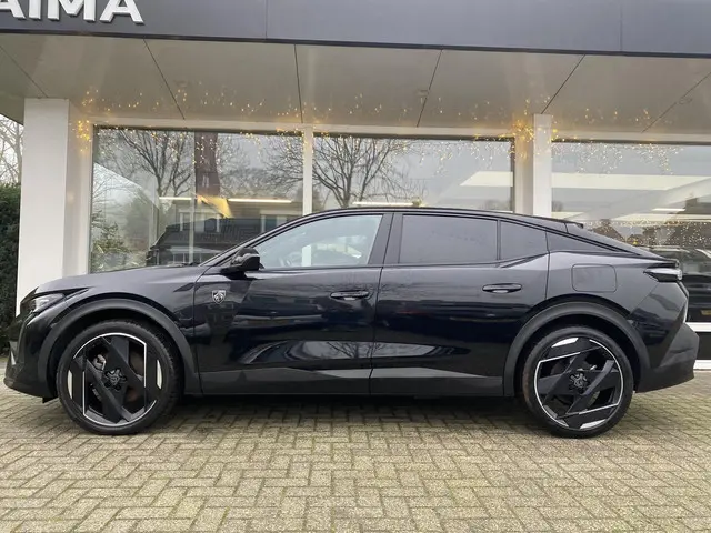 Peugeot 408 1.6 HYbrid GT 180 EAT8 2024 Hybride Benzine 10