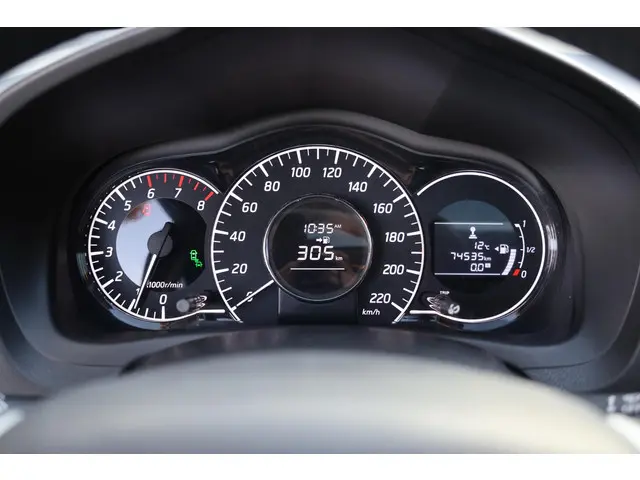 Nissan Note 1.2 DIG-S Tekna 2015 Benzine 18