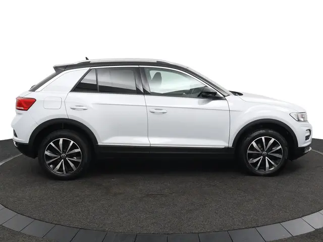 Volkswagen T-Roc 1.5 TSI Style Business 2021 Benzine 2
