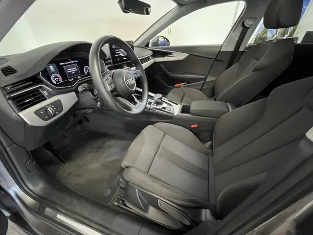 Audi A4 Avant 35 TFSI Launch edition 2020 Benzine 4