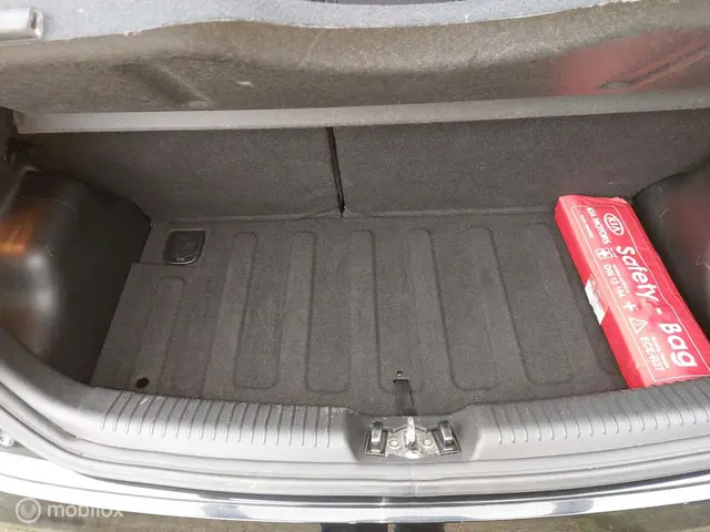 Kia Picanto 1.2 CVVT ISG Comfort Pack 2013 Benzine 8