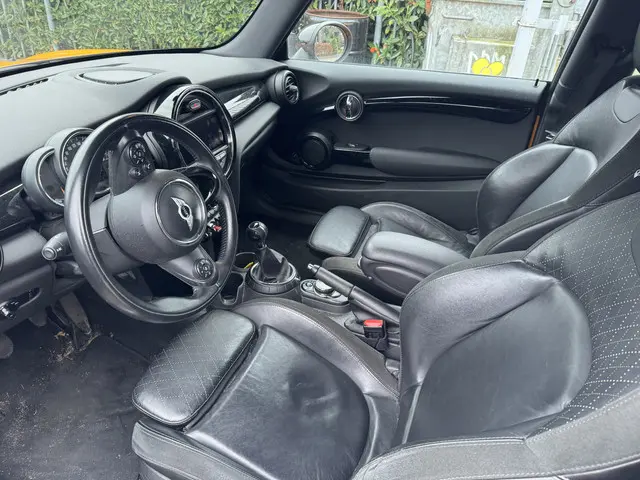 MINI Cooper Mini 1.5 Chili Business 2014 Benzine 6