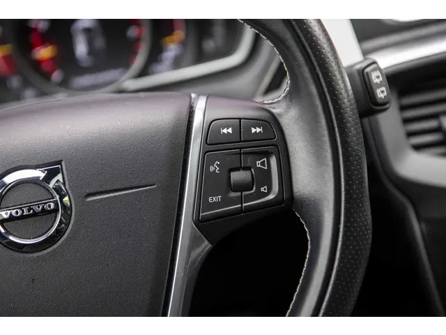Volvo V40 1.5 T3 Polar+ Sport 2019 Benzine 25