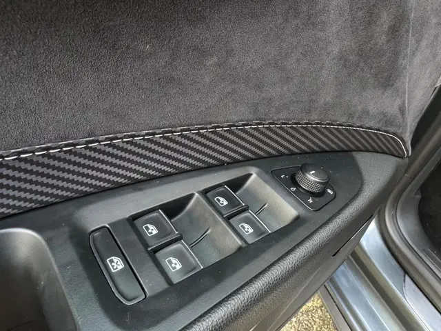 SEAT Leon 2.0 TSI CUPRA 300 Pano. camera 2017 Benzine 32