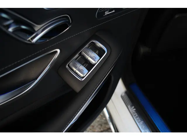 Mercedes-Benz S-Klasse 500 Lang 2014 Benzine 52