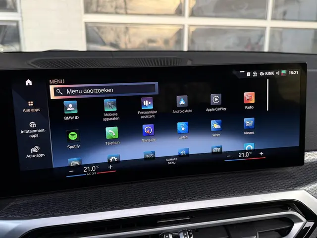 BMW 3 Serie 320e 2022 Hybride Benzine 29