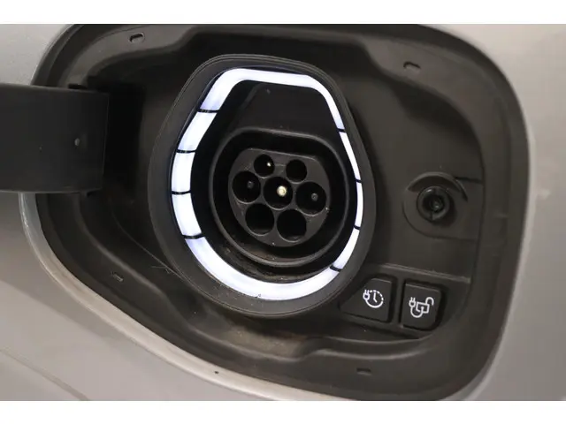 Ford Kuga 2.5 PHEV ST-Line X 2022 Hybride Benzine 14