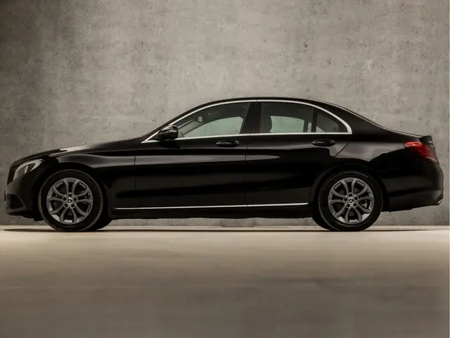 Mercedes-Benz C-Klasse 2