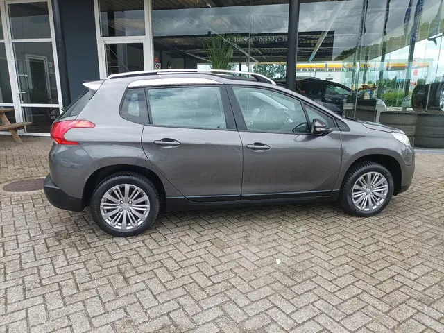 Peugeot 2008 1.2 VTi Blue Lease 2014 Benzine 13