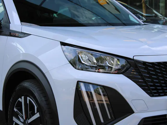 Peugeot 2008 1.2 PureTech 100 Style 2025 Benzine 8