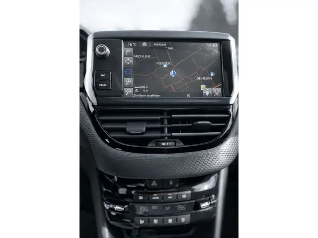 Peugeot 2008 1.2 VTi Blue Lease Executive 2014 Benzine 16