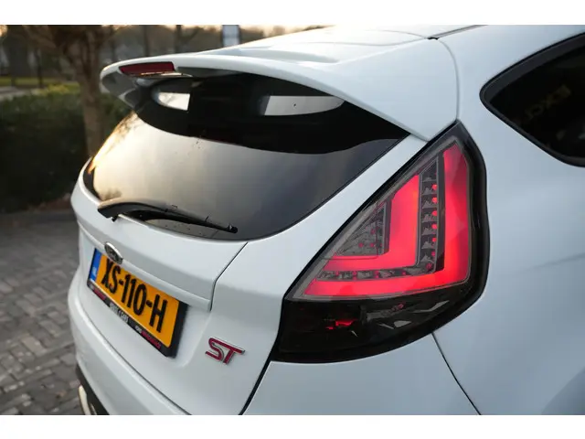 Ford Fiesta 1.6 ST2 2014 Benzine 19