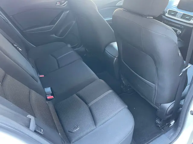Mazda 3 2.0 SkyActiv-G 120 SkyLease GT 2019 Benzine 18