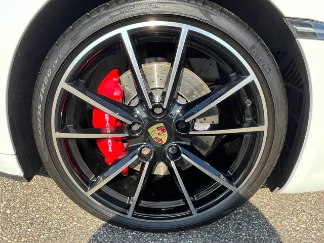 Porsche 911 Cabrio 3.0 Carrera 4 S 2019 Benzine 31