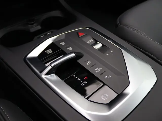 BMW 2 Serie Gran Coupé 220 2025 Benzine 13