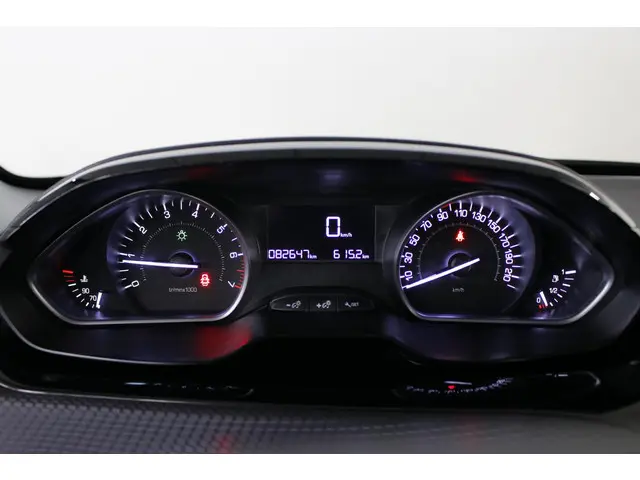 Peugeot 2008 1.2 PureTech Blue Lion 2016 Benzine 15