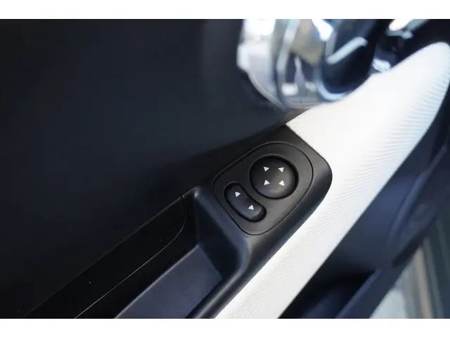 Fiat 500 0.9 TwinAir Turbo Sport 2018 Benzine 32