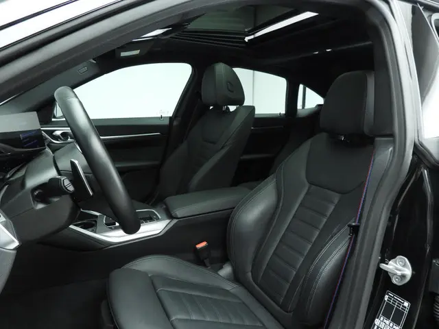 BMW 4 Serie Gran Coupe 420i 2024 Benzine 7