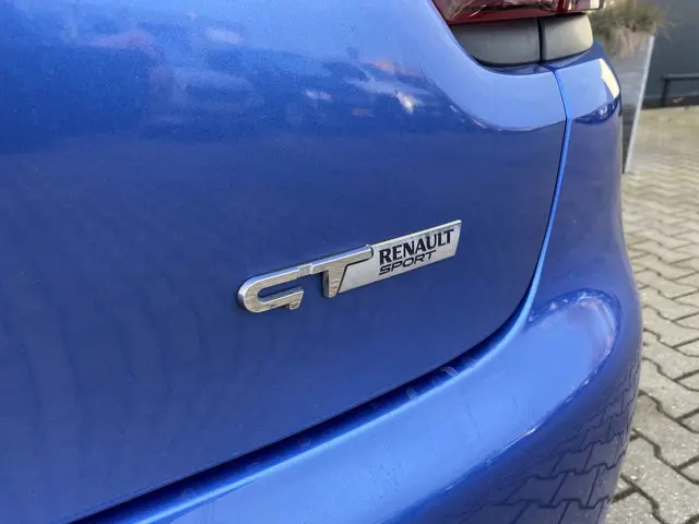 Renault Clio 1.2 GT 2014 Benzine 12