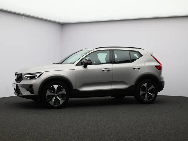 Volvo XC40 2.0 B4 Plus Dark 2025 Benzine 21