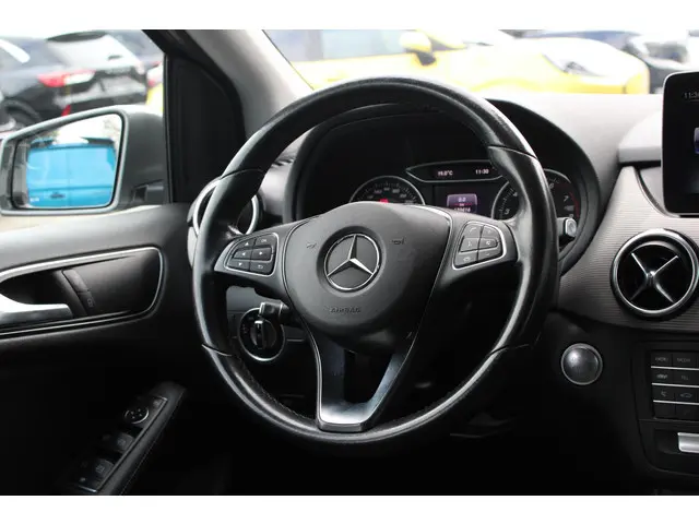Mercedes-Benz B-Klasse 180 Ambition 2018 Benzine 14