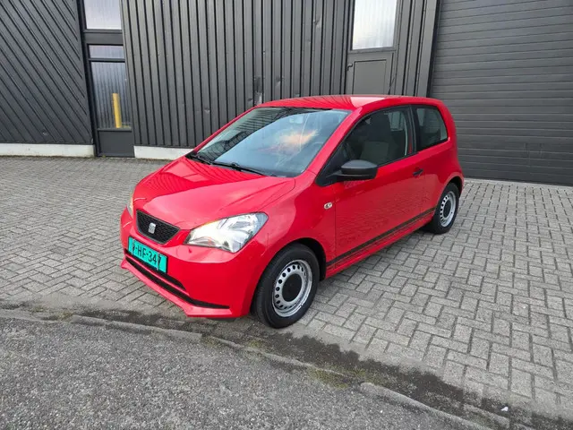 SEAT Mii