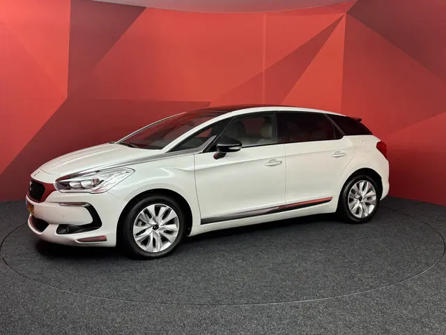 DS DS 5 1.6 THP Business Executive 2016 Benzine 20