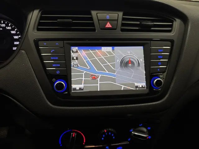 Hyundai i20 1.0 T-GDI Go! 2016 2016 Benzine 10