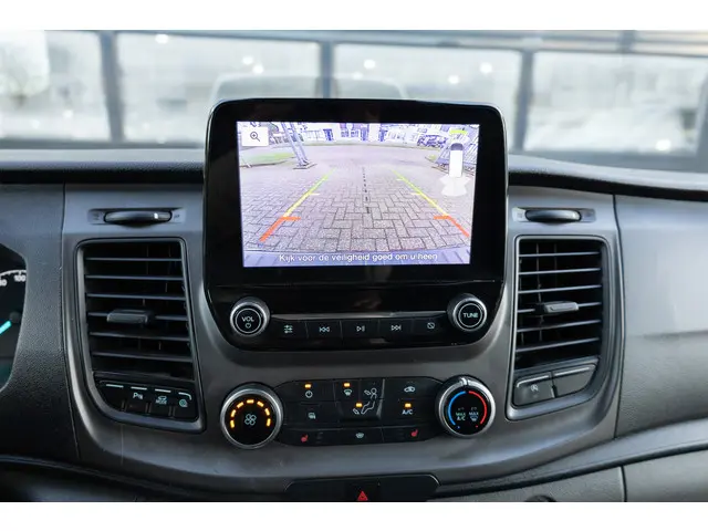 Ford Transit Custom 320 2.0 TDCI L2H1 Trend 2020 Diesel 24