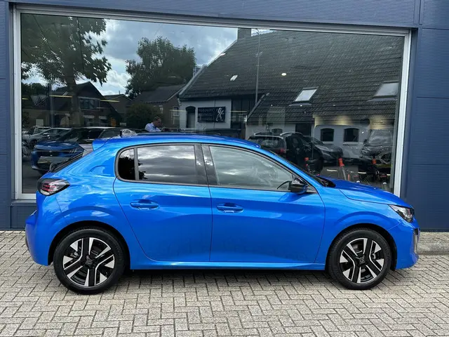 Peugeot 208 1.2 Turbo 100 PK Allure 2025 Benzine 10