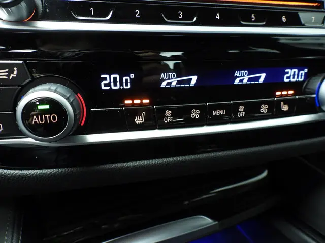 BMW 5 Serie Sedan 530e 2019 Hybride Benzine 33