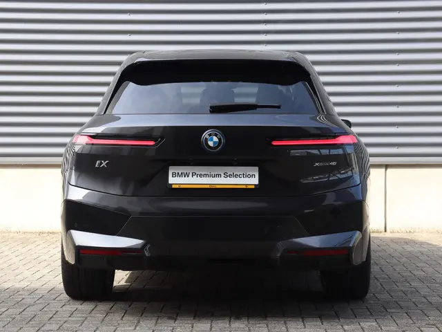 BMW iX xDrive40 2021 Elektrisch 4